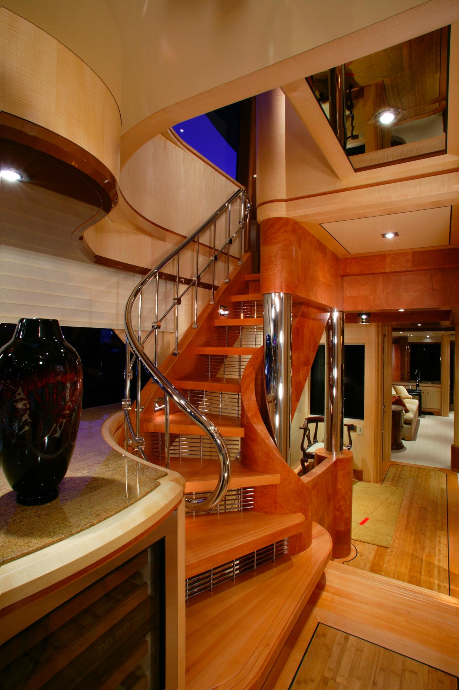 alexa-c-yacht-studio-lux-lighting-1